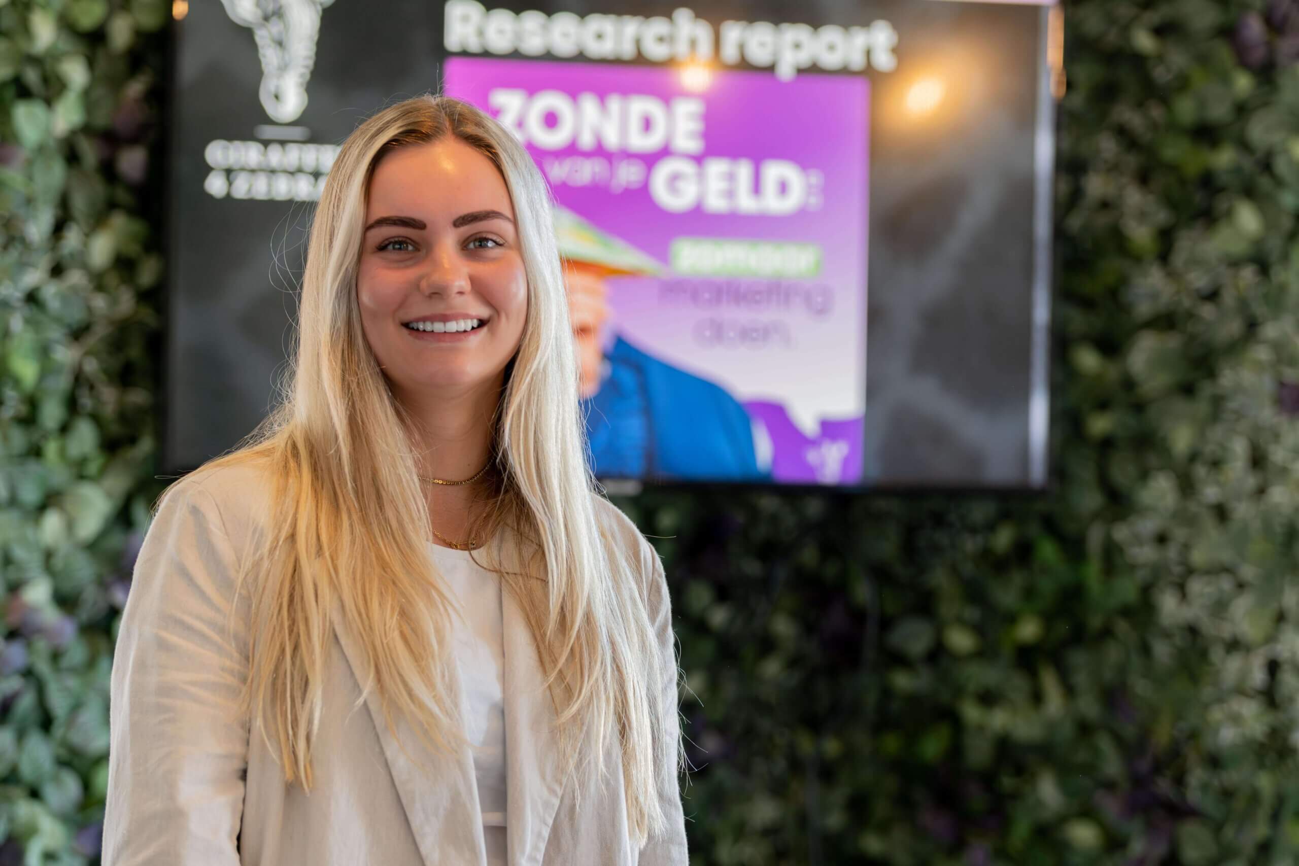 G4Z_Interns_-13 Julia